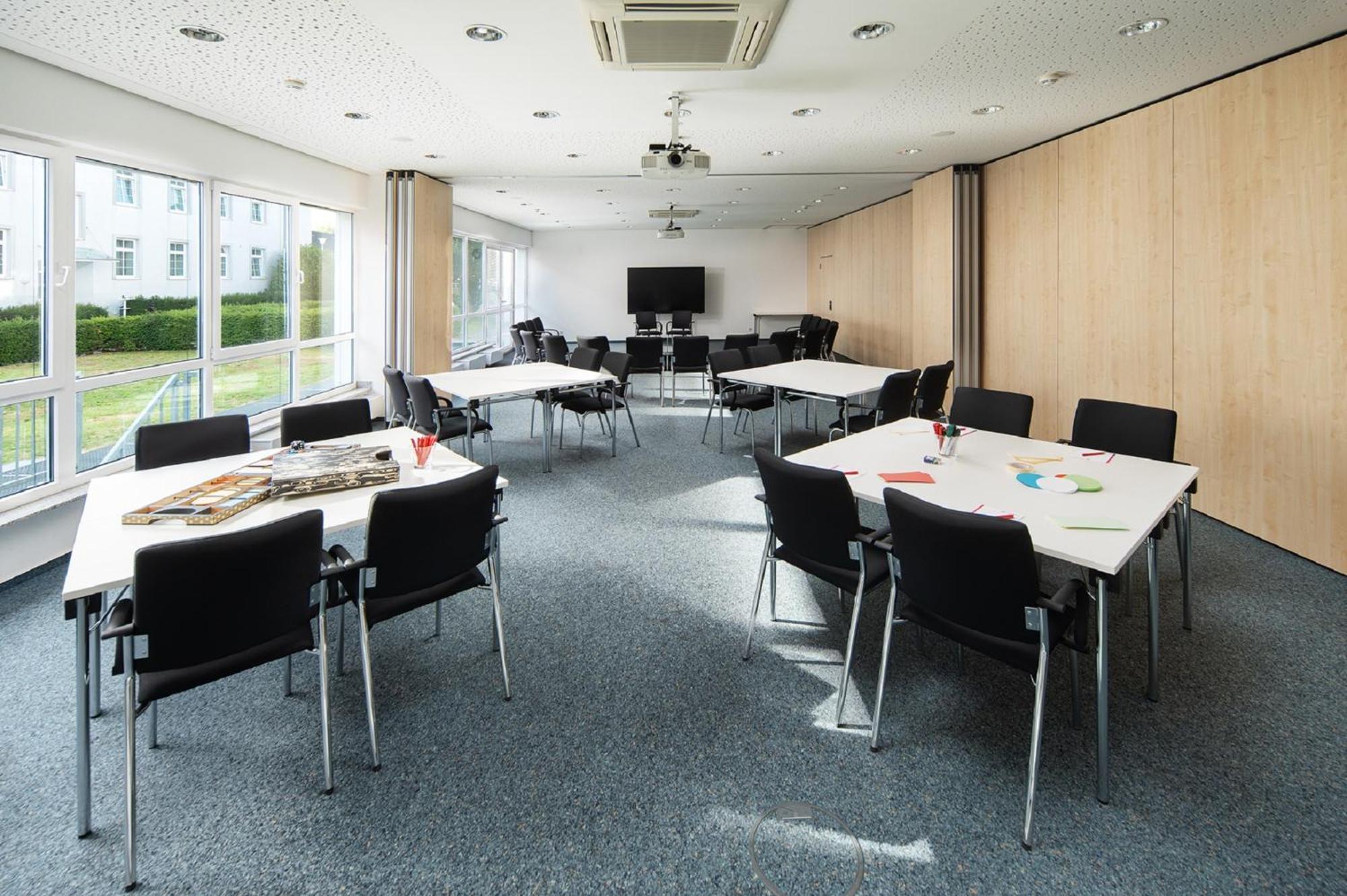 Johanniter Gaestehaus มึนสเทอร์ ภายนอก รูปภาพ
