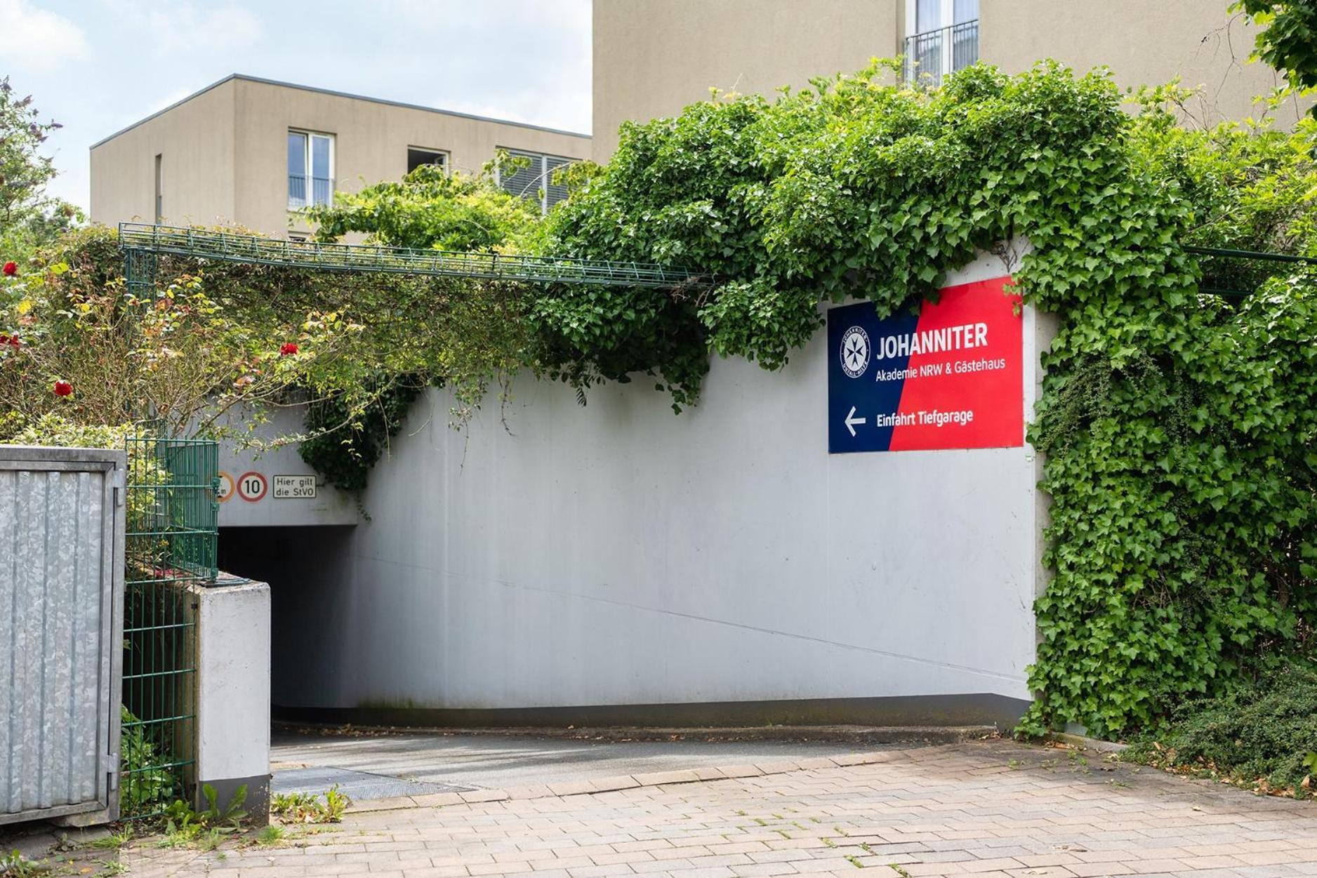 Johanniter Gaestehaus มึนสเทอร์ ภายนอก รูปภาพ